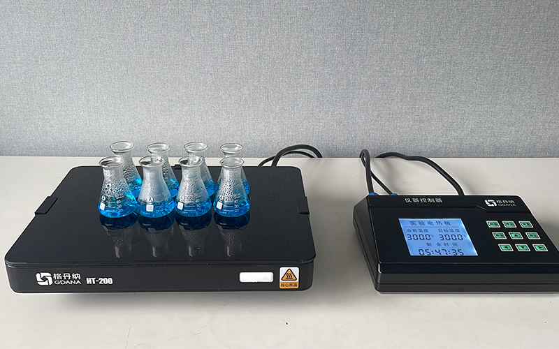 實驗電熱板：水質(zhì)與土壤實驗樣品前處理的可靠助力